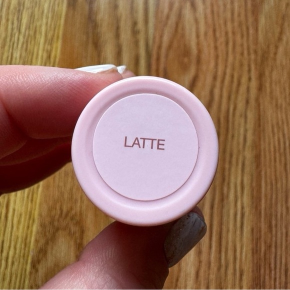 Makeup Bundle - 6 Pc - Picture 8 of 12